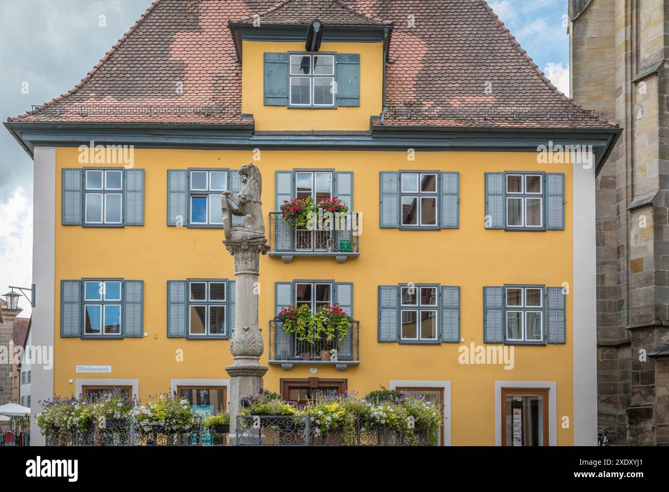 Geographie / Reise, Deutschland, Bayern, altes Rathaus in Dinkelbühler Altstadt, ADDITIONAL-RIGHTS-CLEARANCE-INFO-NOT-AVAILABLE Stockfoto