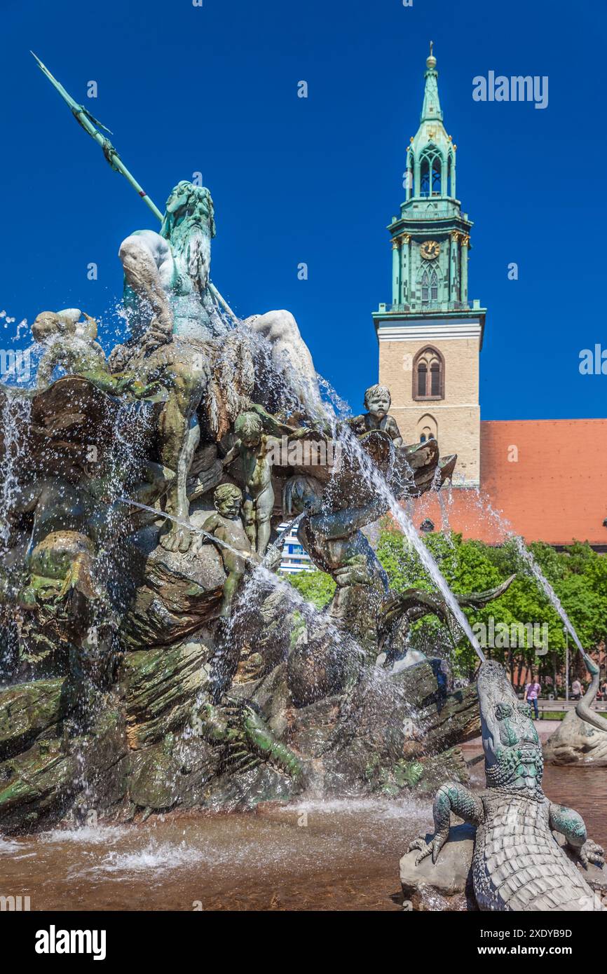 Geografie / Reise, Deutschland, Berlin, Neptunbrunnen im Berlin Center, ADDITIONAL-RIGHTS-CLEARANCE-INFO-NOT-AVAILABLE Stockfoto