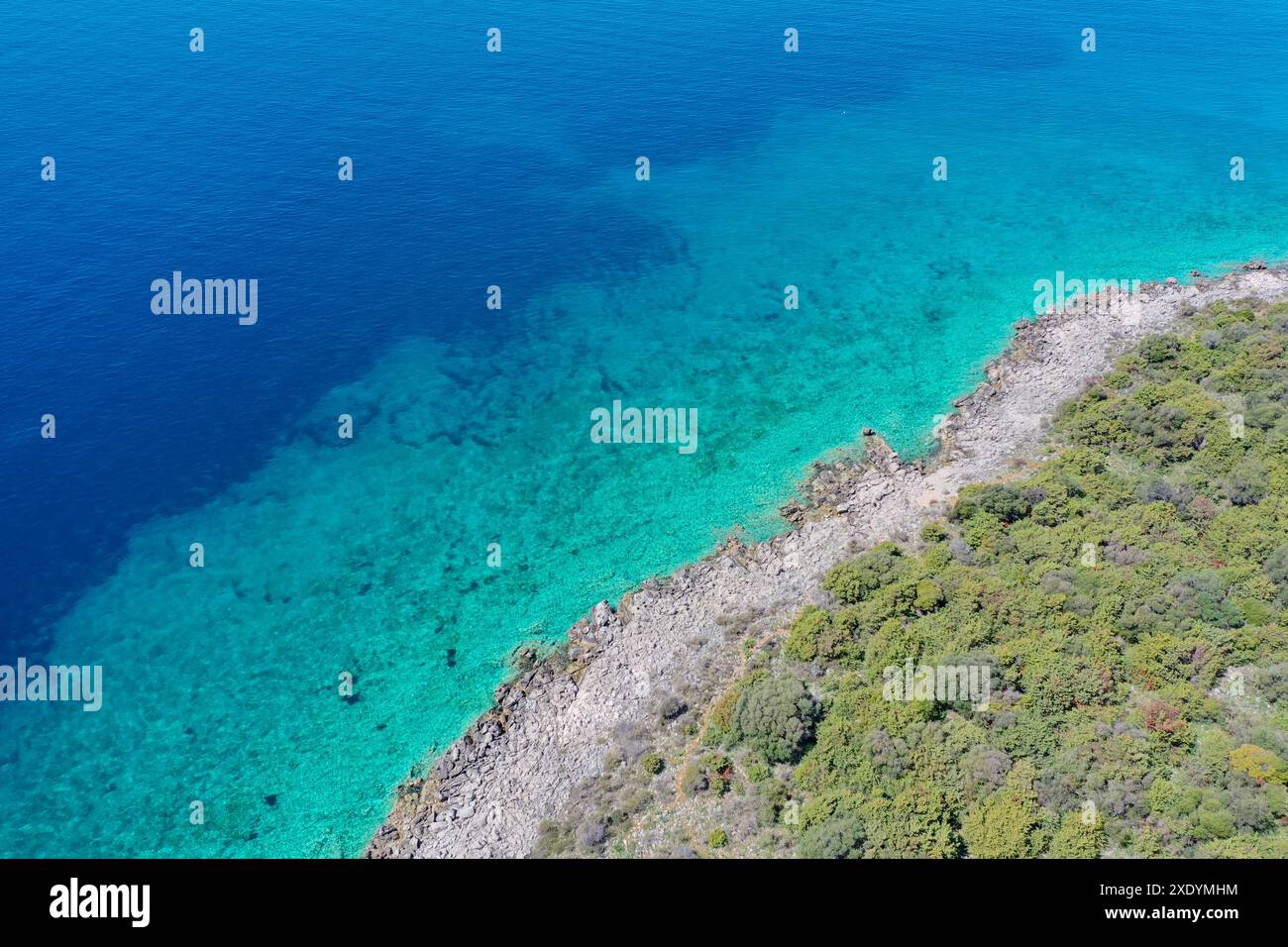 adriaküste, felsige Küste der Insel Pag, aus der Vogelperspektive, Kroatien, Dalmatien Stockfoto