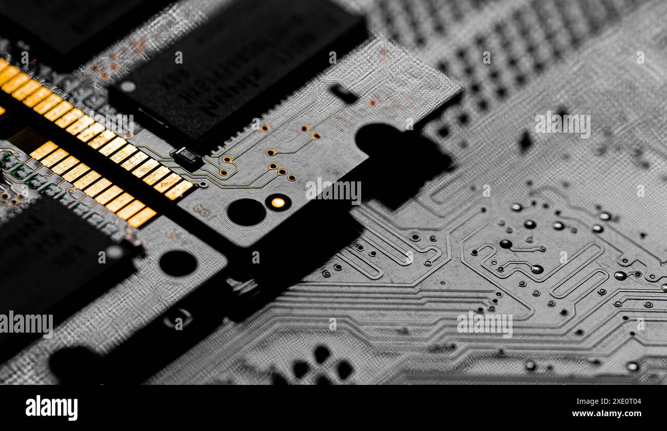 Makro-Nahaufnahme des Computer-RAM-Chips und der Hauptplatine Stockfoto