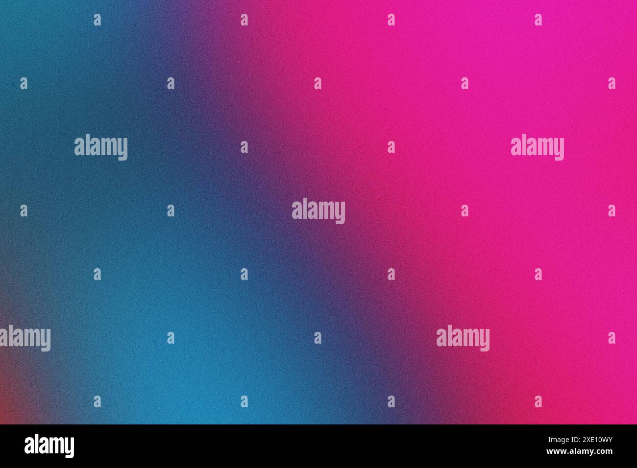 Verschwommener, körniger Hintergrund mit Übergang von Blau zu Rosa Stockfoto