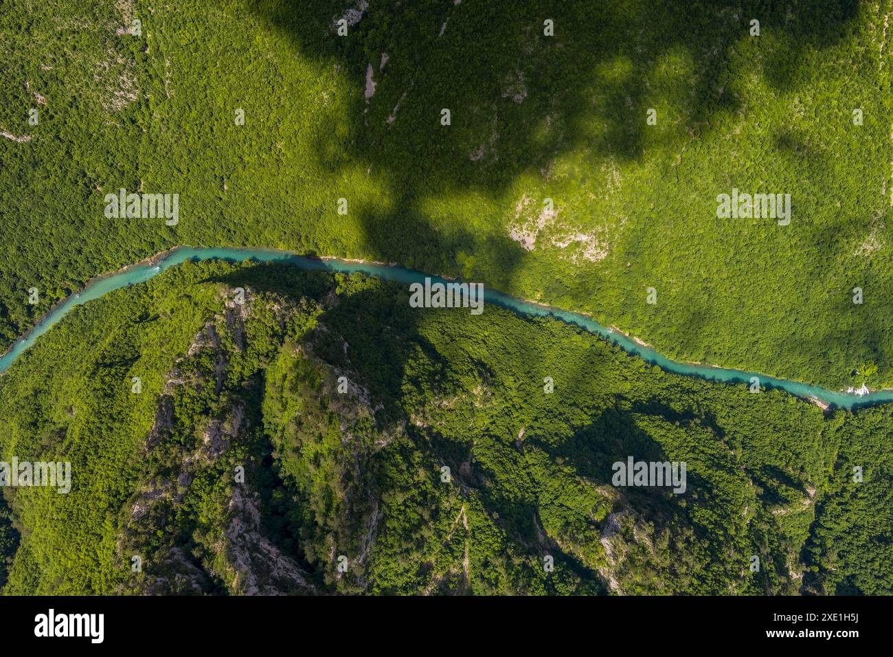 Tara River Canyon und Berge Stockfoto