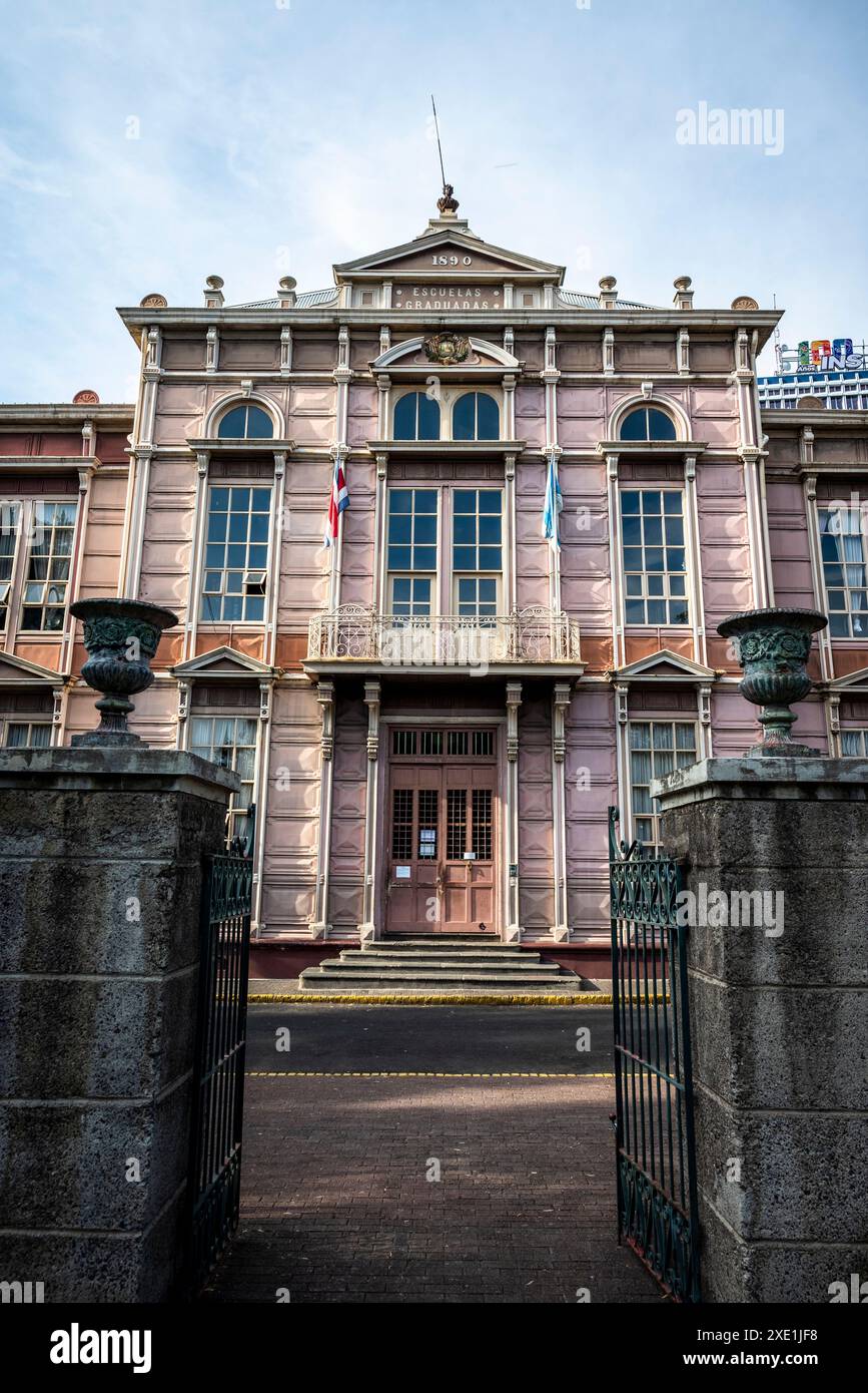 Metallic Building, Edificio Metálico Housing School Buenaventura Corrales, San Jose, Costa, Rica Stockfoto