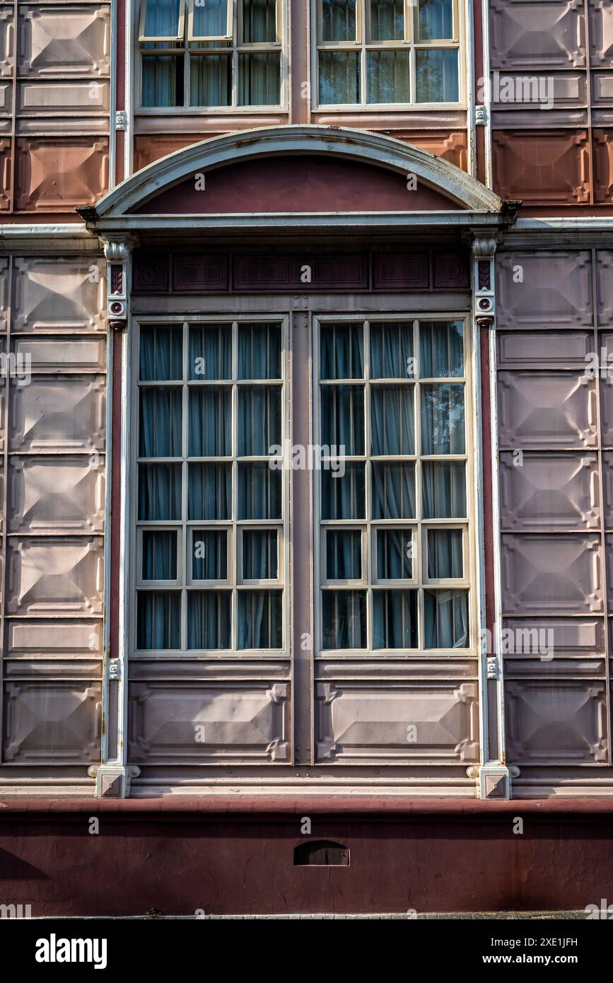 Metallic Building, Edificio Metálico Housing School Buenaventura Corrales, San Jose, Costa, Rica Stockfoto