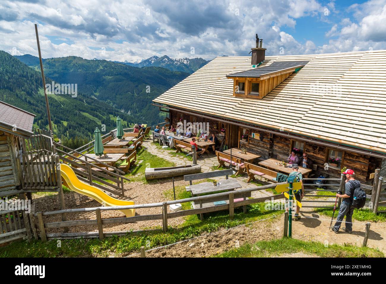 Die Ellmaualm liegt am Almenweg durch das Salzburgerland. Großarl, Salzburg, Österreich Stockfoto