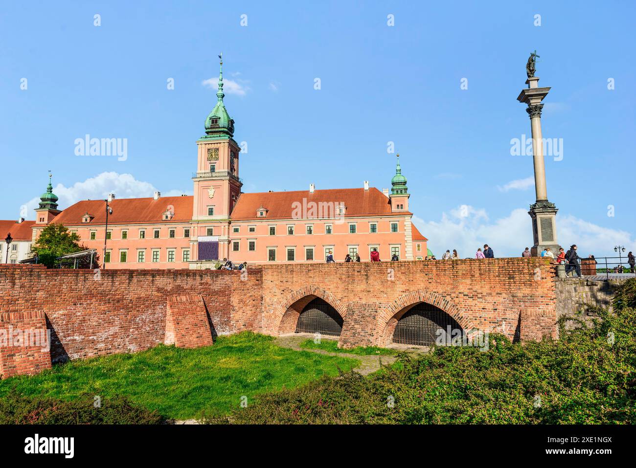 Festungsmauer und Schloss Stockfoto Festungsmauer und Schloss Stockfoto