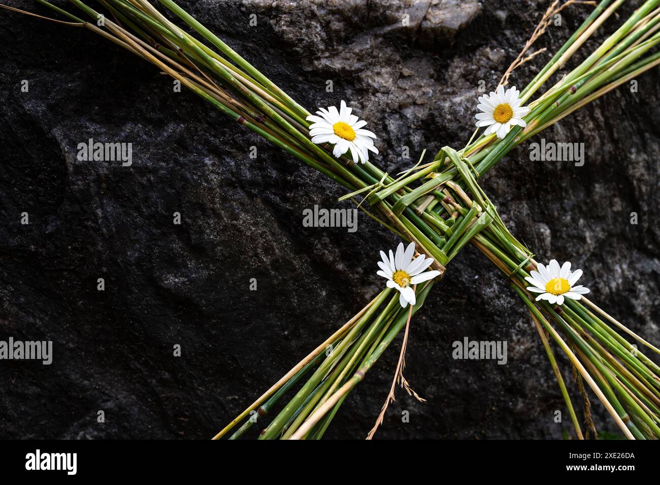 Saint Brigids Cross irisches heidnisches Symbol für Haus Segen Schutz vor Böse und Feuer. Traditionell hergestellt in Irland am ersten Tag der Spring St Stockfoto