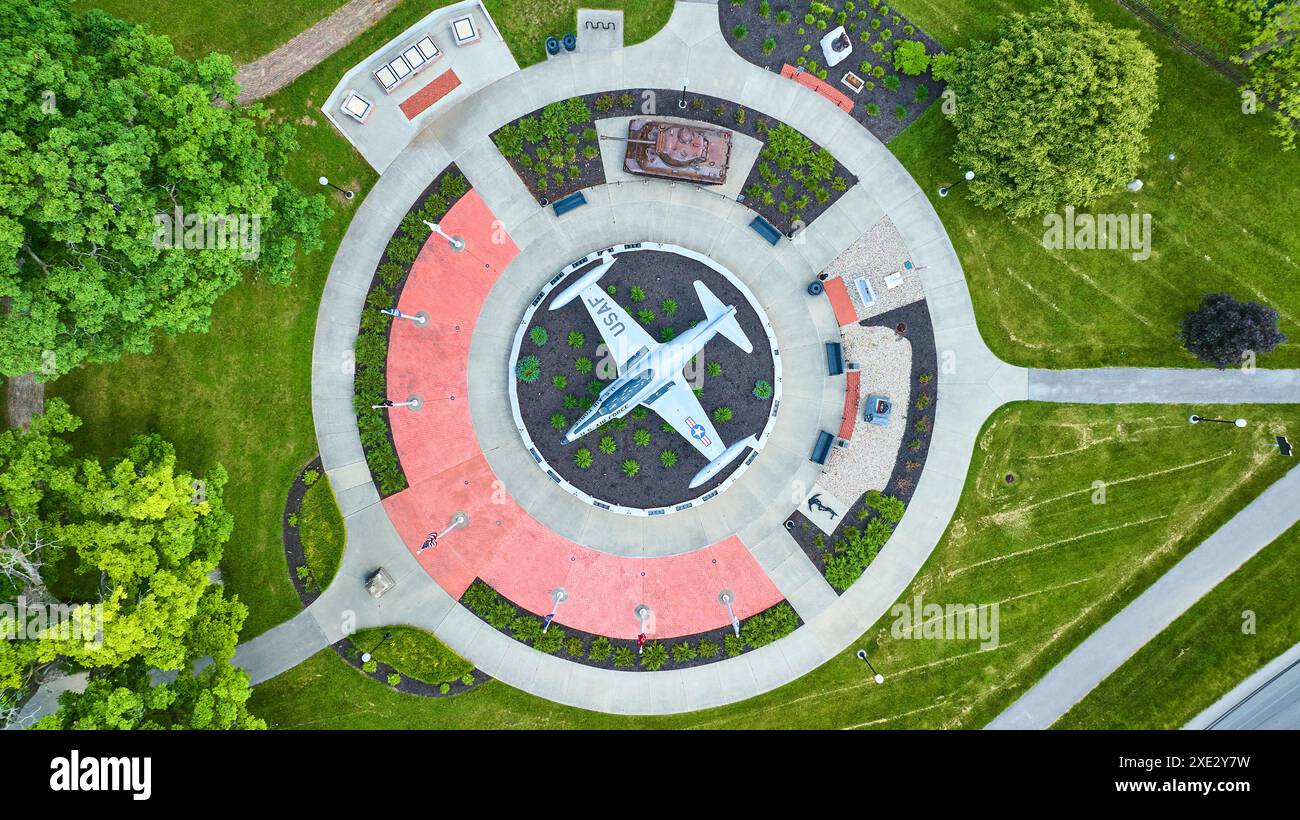 Luftaufnahme des NASA Jet Displays im Geometric Park Design Stockfoto