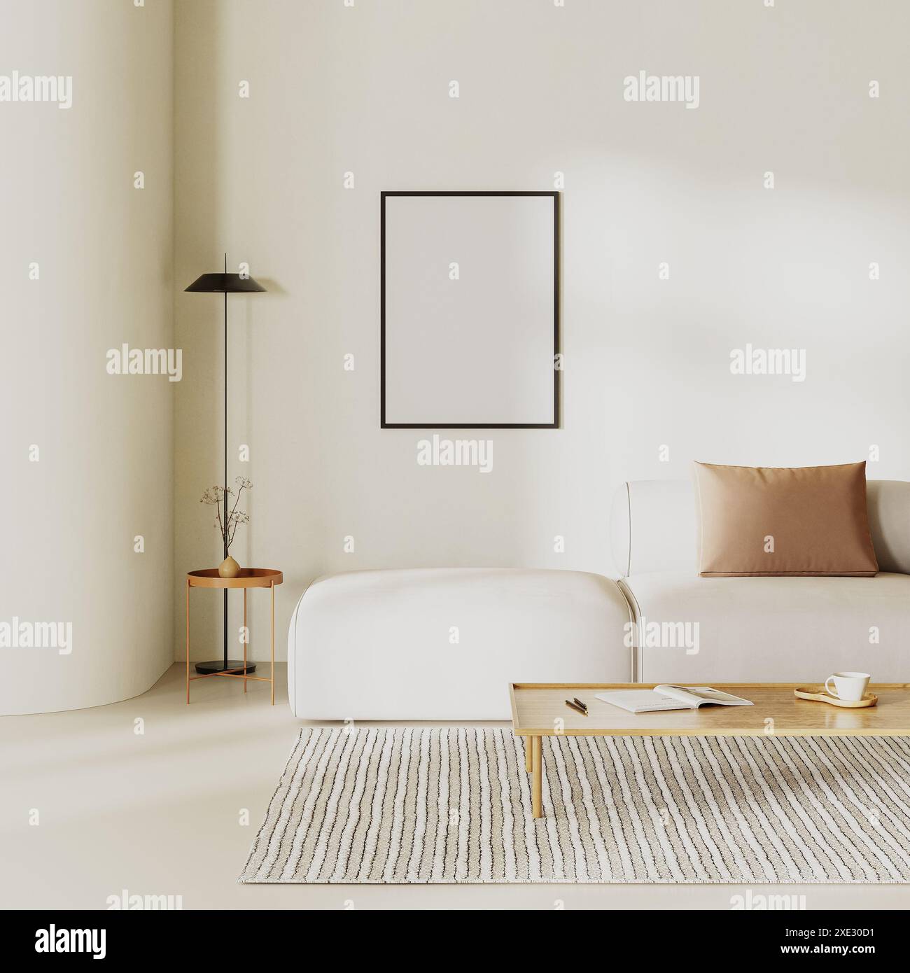 Leerer Posterrahmen im minimalistischen Wohnzimmerinneren mit geschwungener Wand, Sofa mit Kissen und beigefarbenen Putzwänden. Innenraum moc Stockfoto