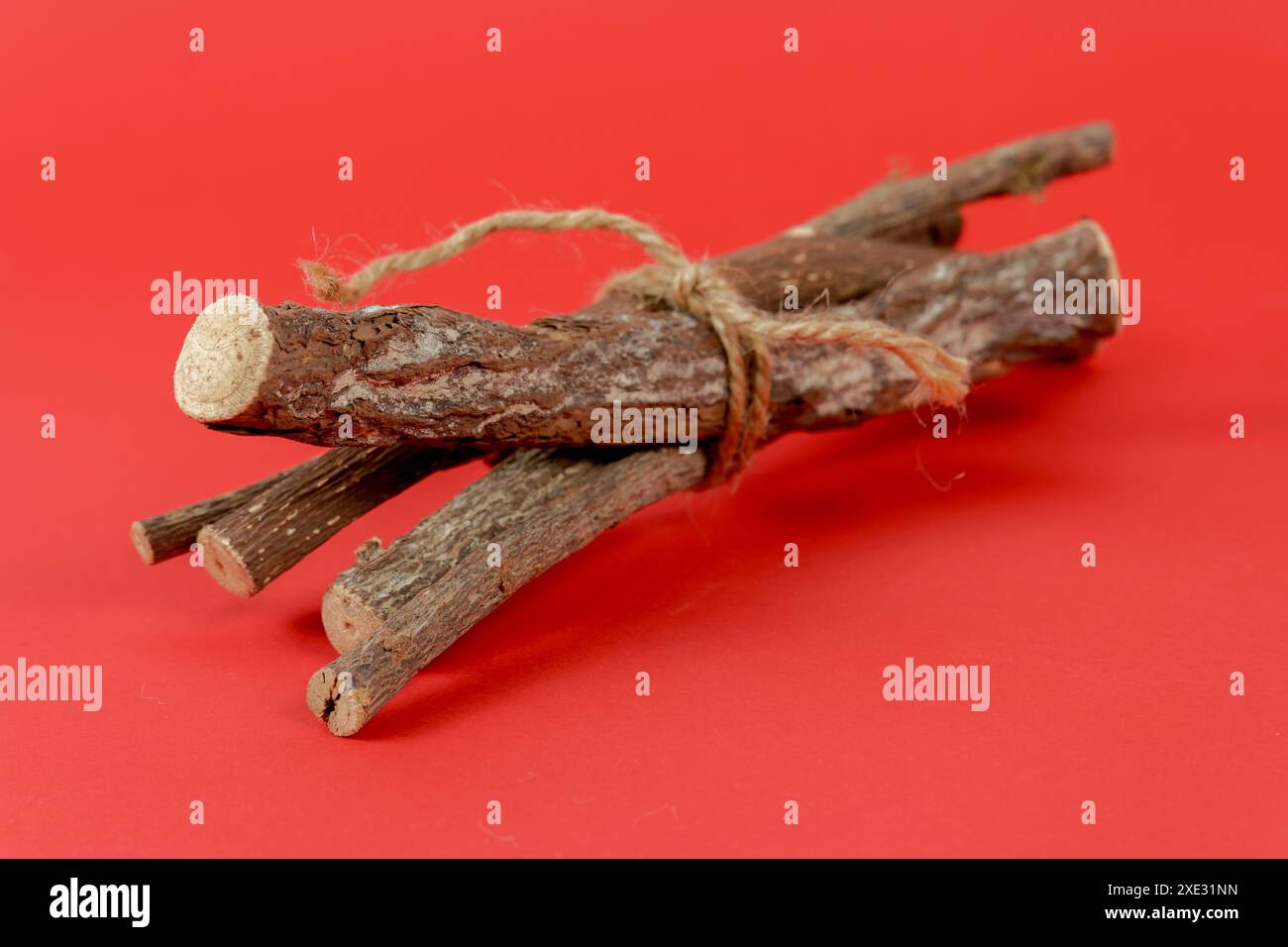 Haufen von Süßholzwurzeln Stockfoto