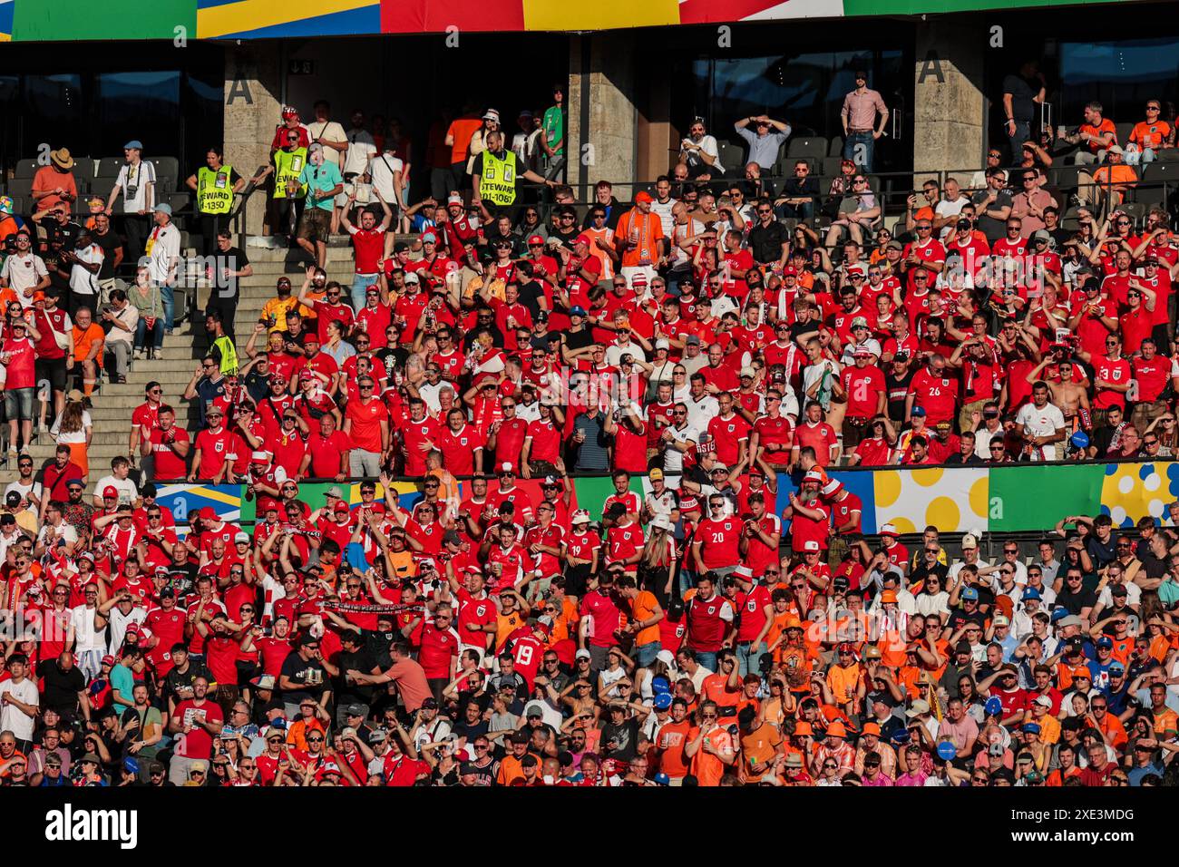 Österreichische Fans bei der UEFA Euro 2024 - Holland gegen Österreich, UEFA-Fußball-Europameisterschaft in Berlin, Deutschland, 25. Juni 2024 Stockfoto