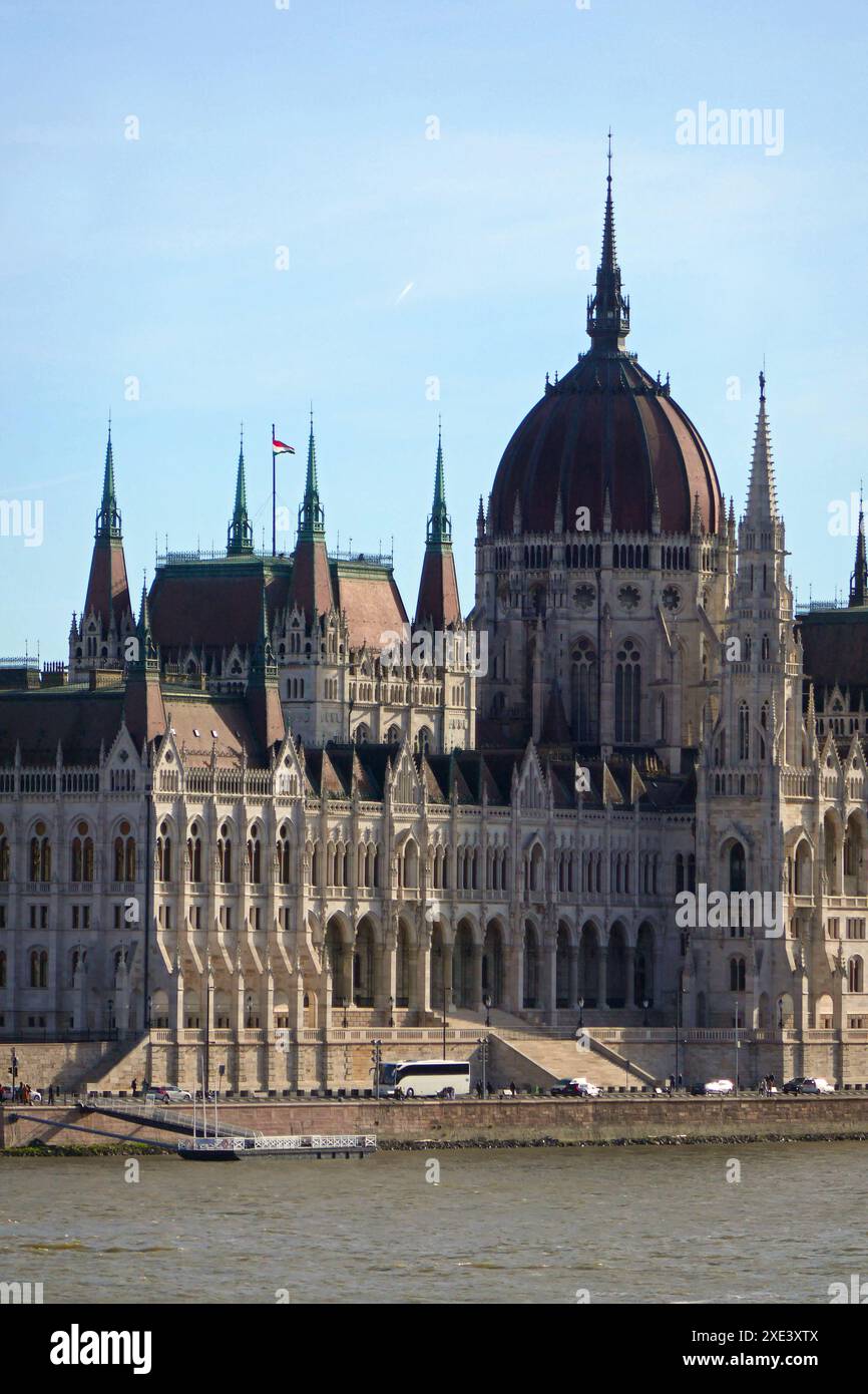 Budapester Parlamentsgebäude an der Donau, Ungarn Stockfoto