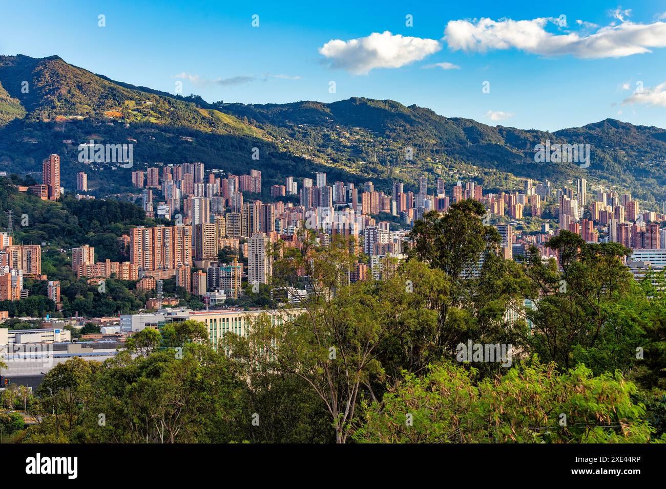 Medellin Stadtbild. Hauptstadt des kolumbianischen Departements Antioquia. Kolumbien Stockfoto