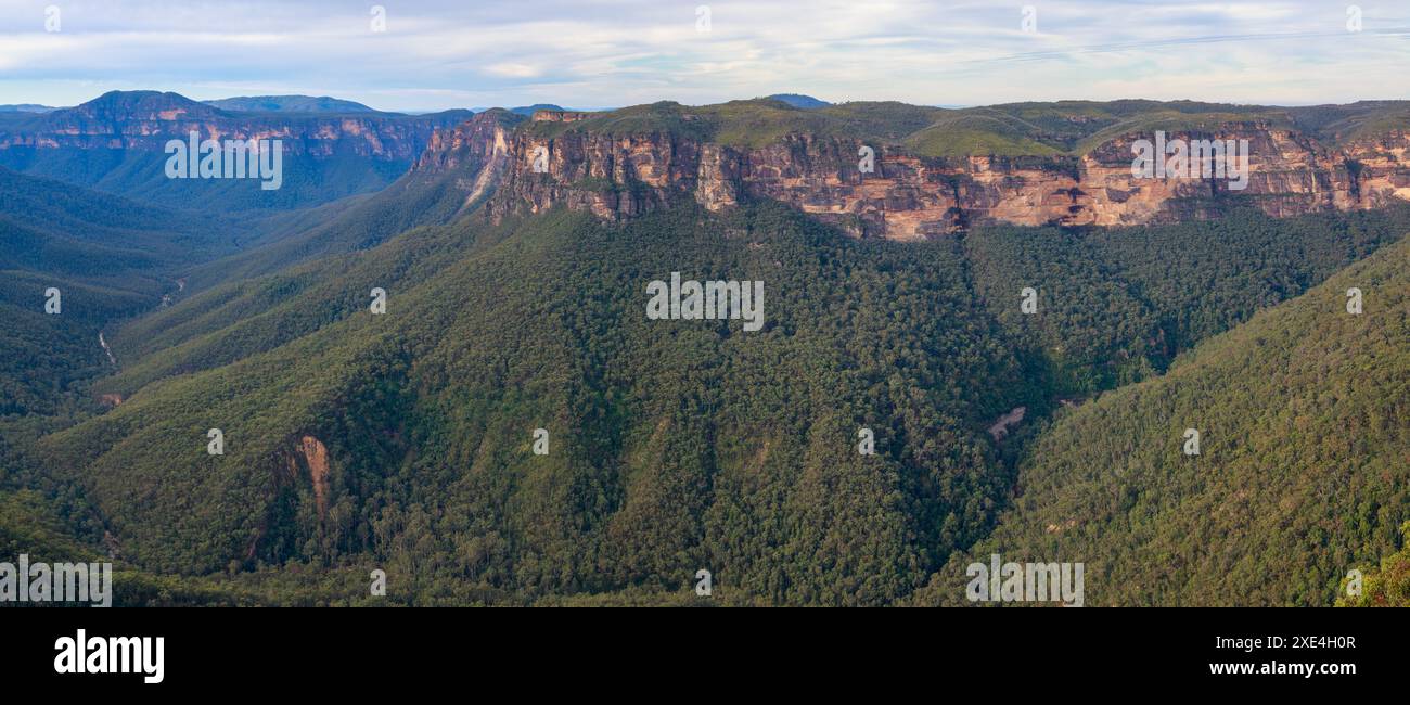 Panoramablick auf die Festung Ridge in den Blue Mountains von New South Wales, Australien Stockfoto