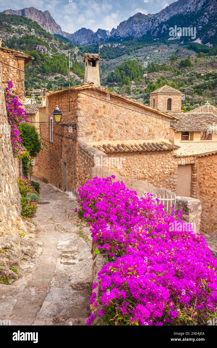 Geographie / Reise, Spanien, Mallorca, Fornalutx Dorf in Serra de Tramuntana, ADDITIONAL-RIGHTS-CLEARANCE-INFO-NOT-AVAILABLE Stockfoto