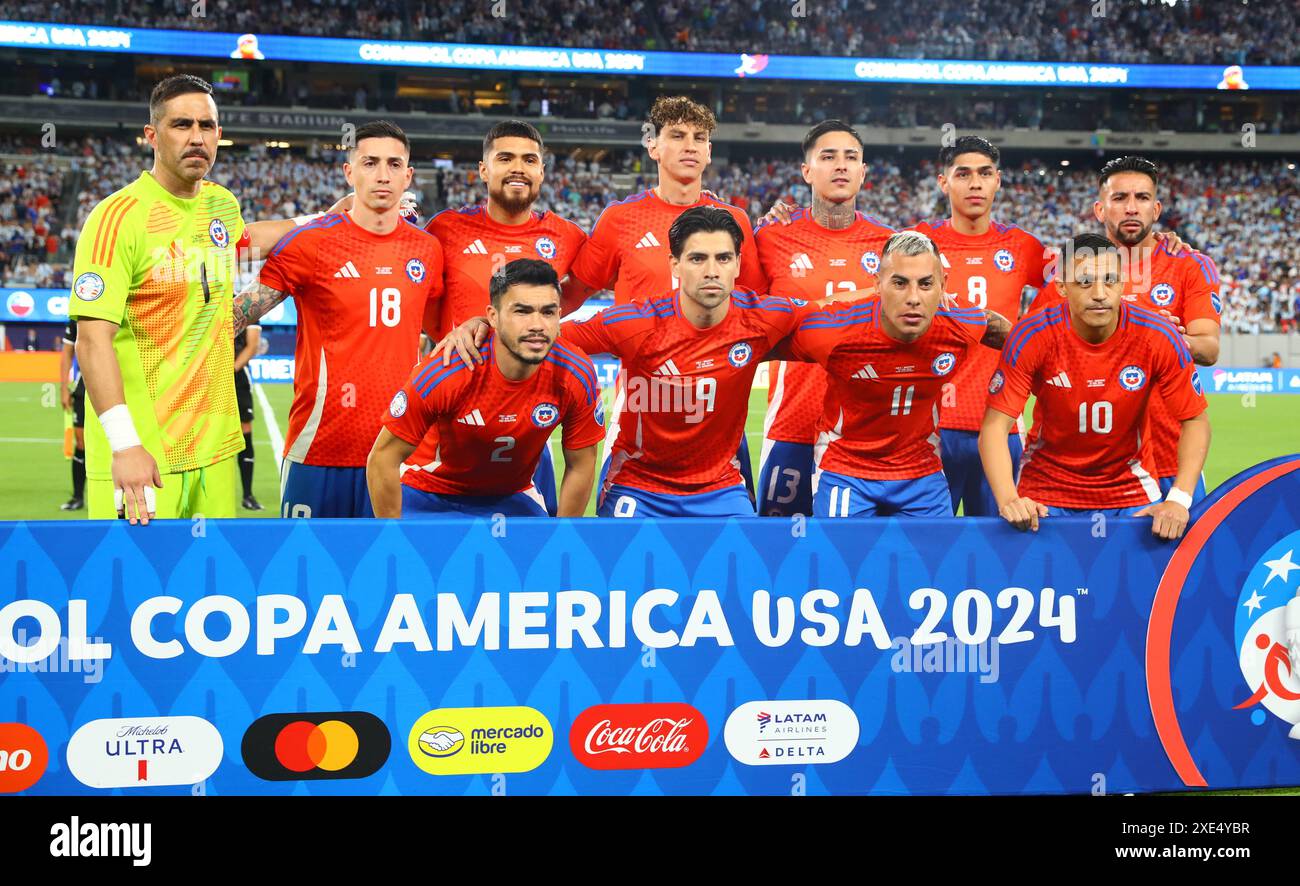 ChilesFußballer posieren für ein Foto vor der Copa America USA 2024