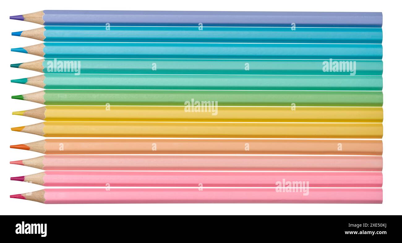 Mehrfarbige Holzstifte auf weißem Hintergrund Stockfoto