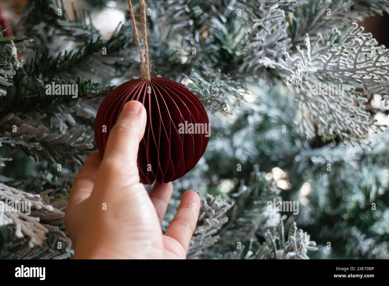 Dekorative Objekte für Weihnachten und verschwommenen Hintergrund, Stockfoto Stockfoto
