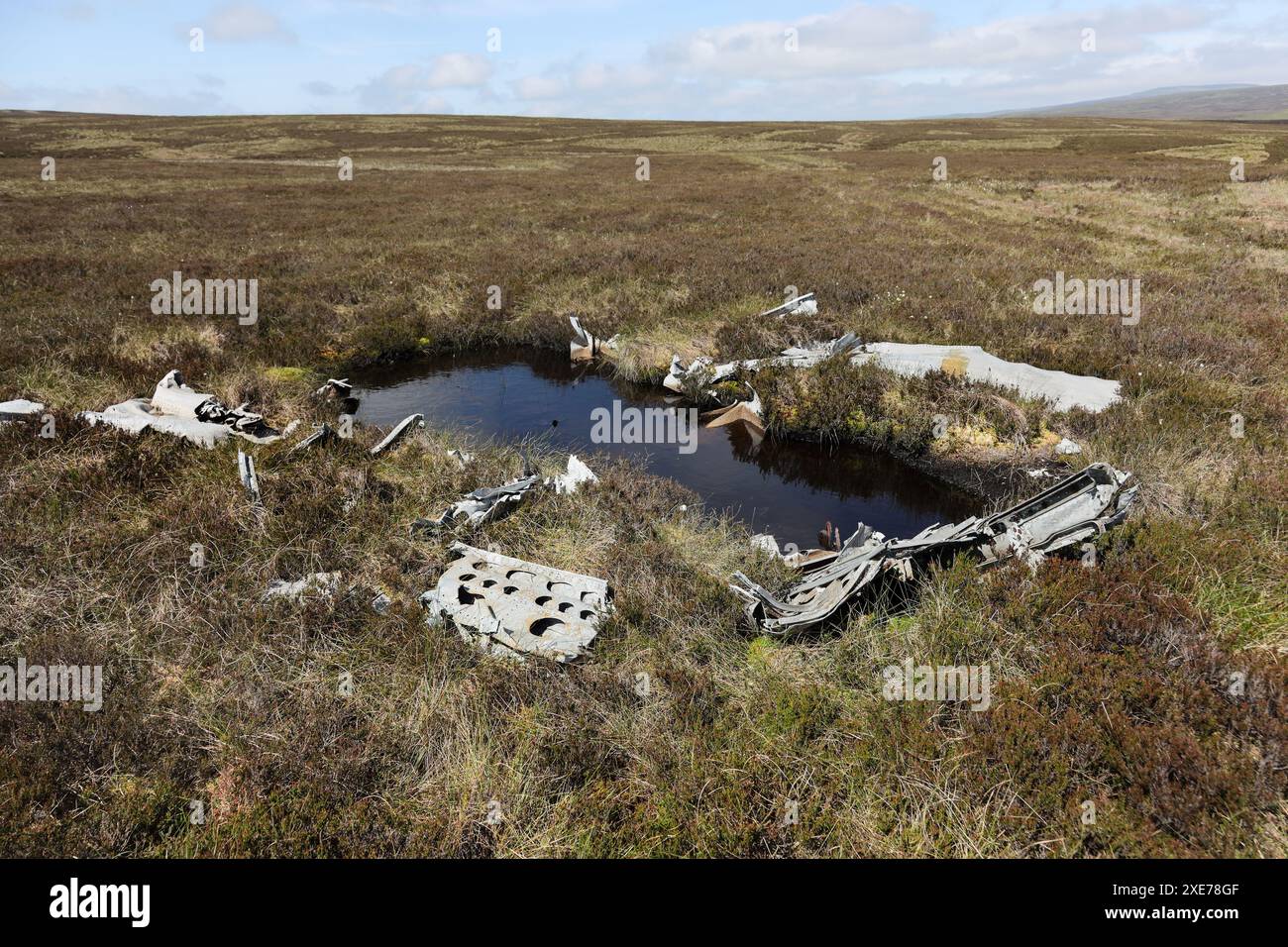 Der Einschlagkrater eines Curtiss P40 Tomahawk AH744-Flugzeugs, das am 10. Februar 1943 auf Red Gill Moss in der Grafschaft Durham abstürzte. Leider Fliegen Piloten Stockfoto