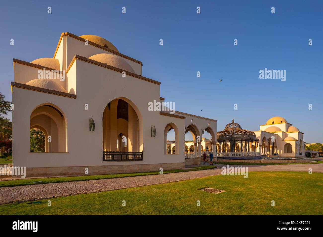 Blick auf die Ankunftsplatte in der Altstadt von Sahl Hasheesh, Sahl Hasheesh, Hurghada, Gouvernement des Roten Meeres, Ägypten, Nordafrika, Afrika Stockfoto