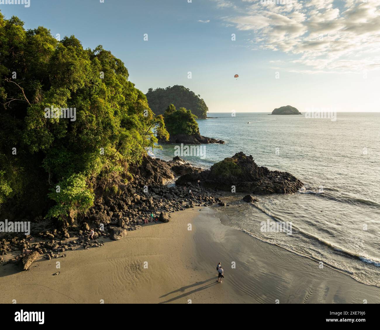 Luftaufnahme von Manuel Antonio Beach, Manuel Antonio Nationalpark, Puntarenas Provinz, Costa Rica, Mittelamerika Stockfoto Luftaufnahme von Manuel Antonio Beach, Manuel Antonio Nationalpark, Puntarenas Provinz, Costa Rica, Mittelamerika Stockfoto