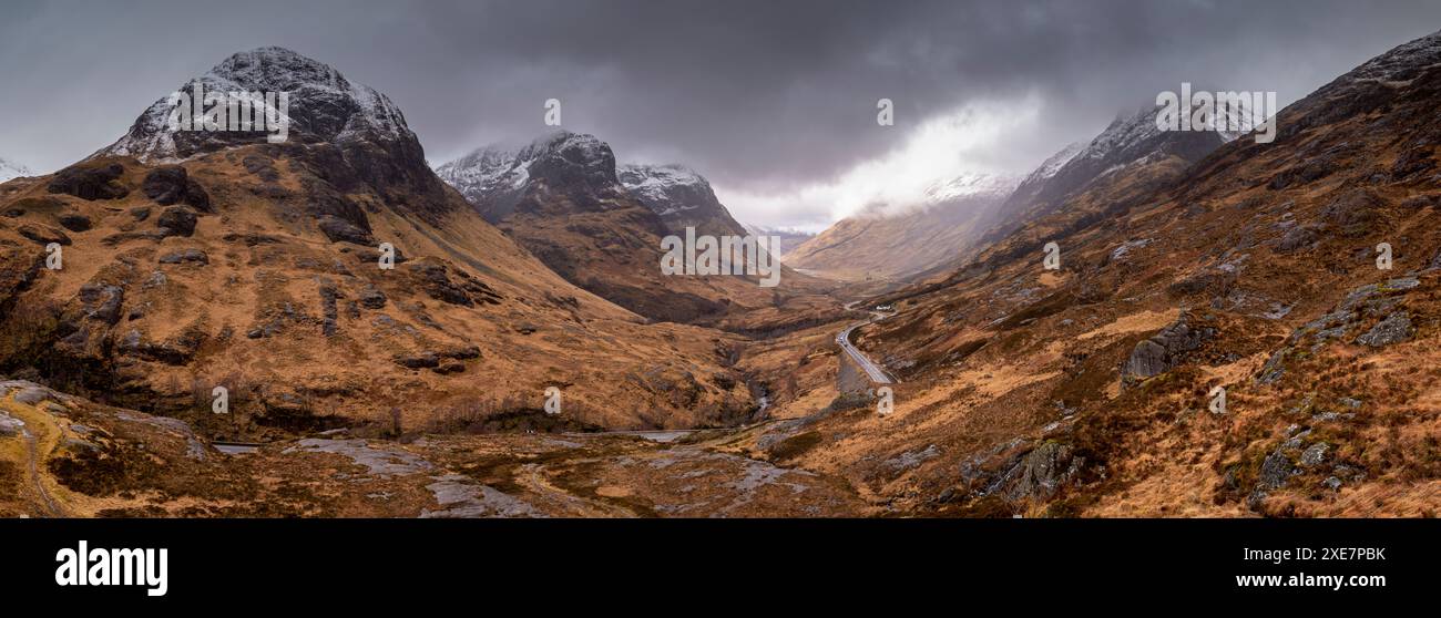 Die drei Schwestern von Glencoe aus dem Heiligtum in Schottland. Winter (März) 2017. Stockfoto