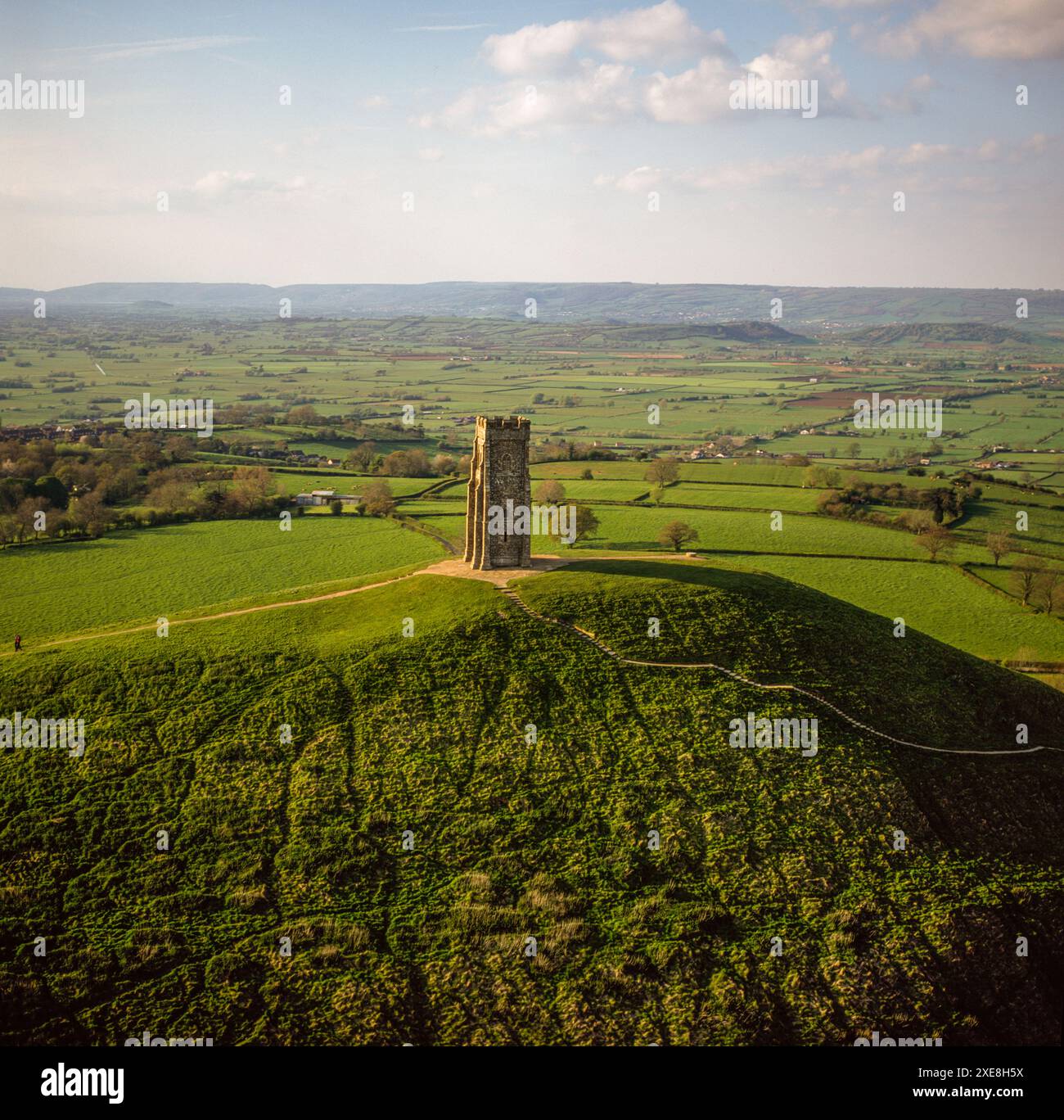 Aus der Vogelperspektive des St. Michael's Tower auf dem Glastonbury Tor, Somerset, England, Großbritannien Stockfoto