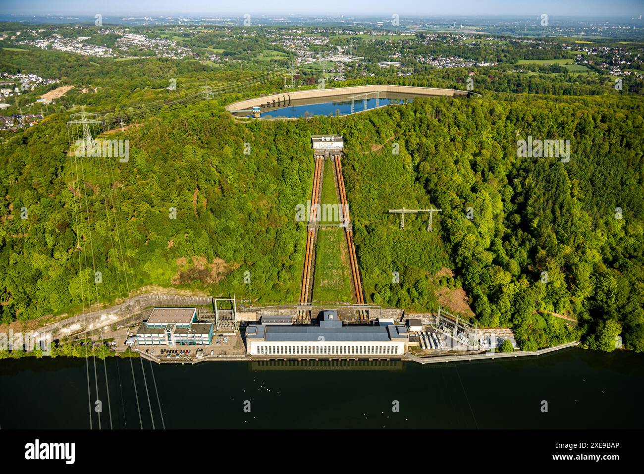 Luftaufnahme, RWE Pumpspeicherkraftwerk Koepchenwerk Hensteysee mit Speicherbecken, Herdecke, Ruhrgebiet, Nordrhein-Westfalen, Deutschland, Aeria Stockfoto