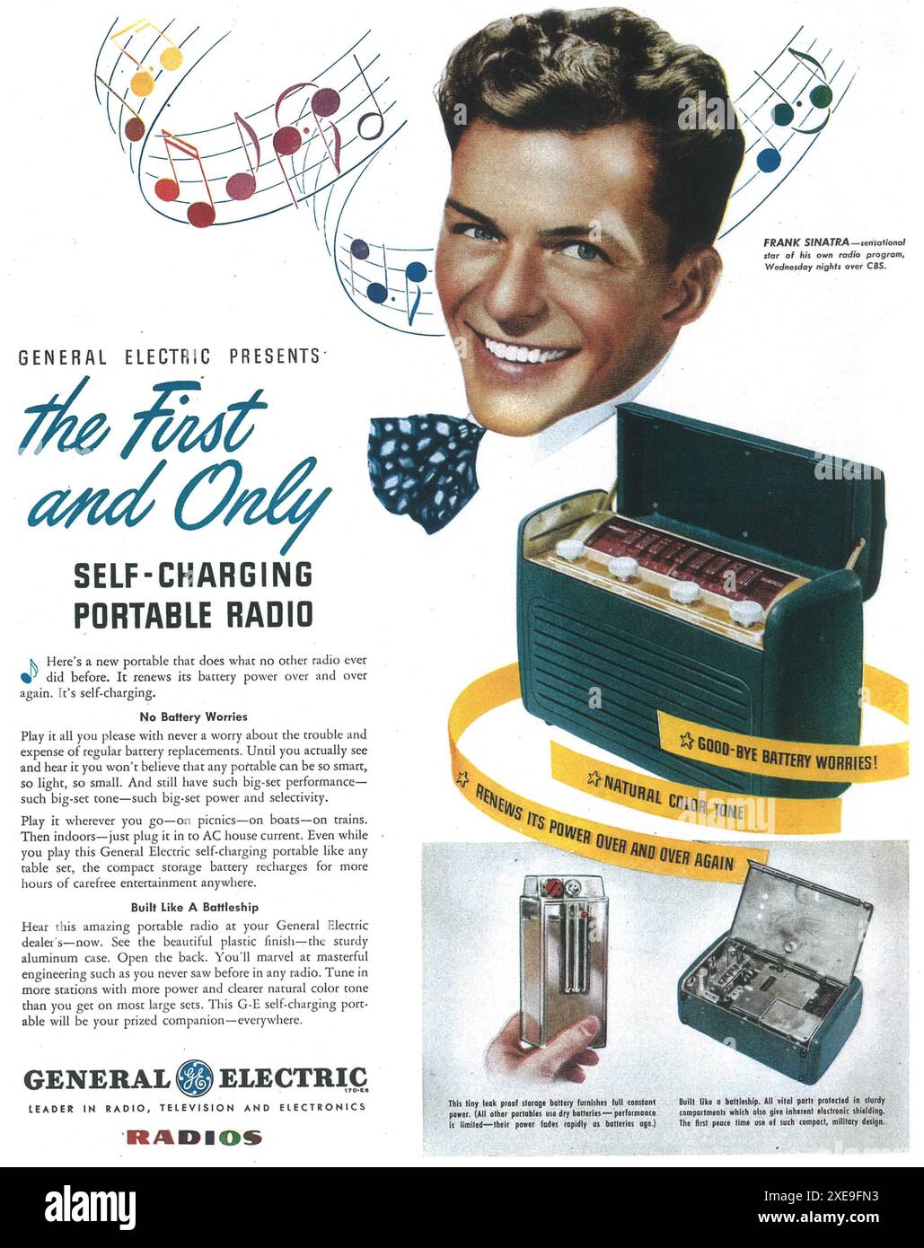 1946 Frank Sinatra in GE General Electric Self-Charging Portable Radio Ad Stockfoto