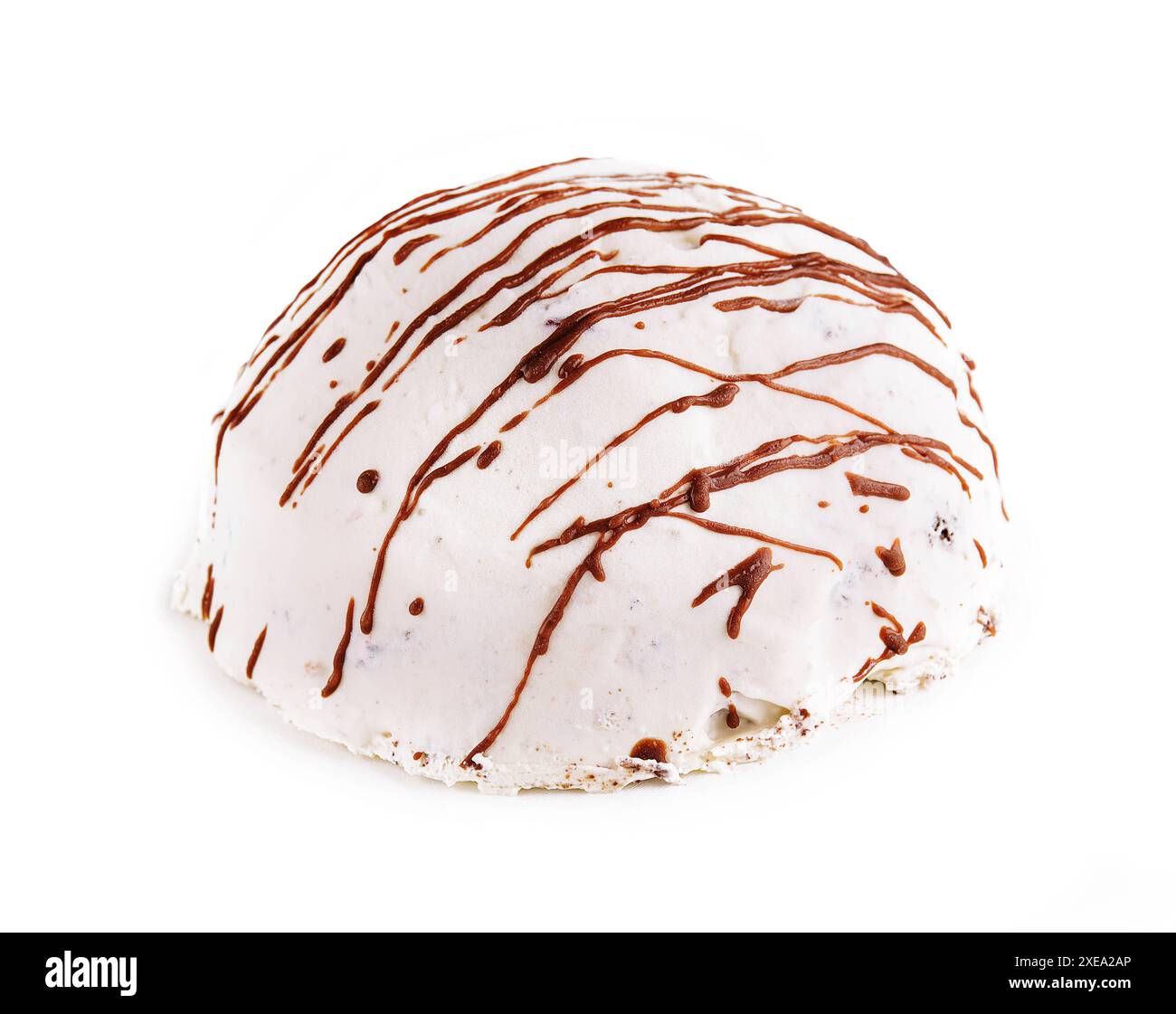 Weißer Mousse-Kuchen isoliert auf weiß Stockfoto