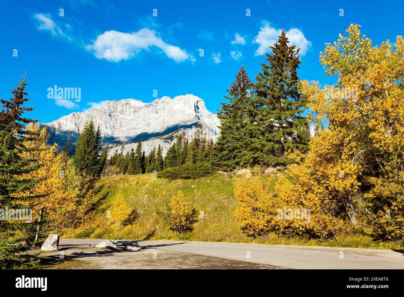 Das Ufer der zwei Jack Lake. Stockfoto