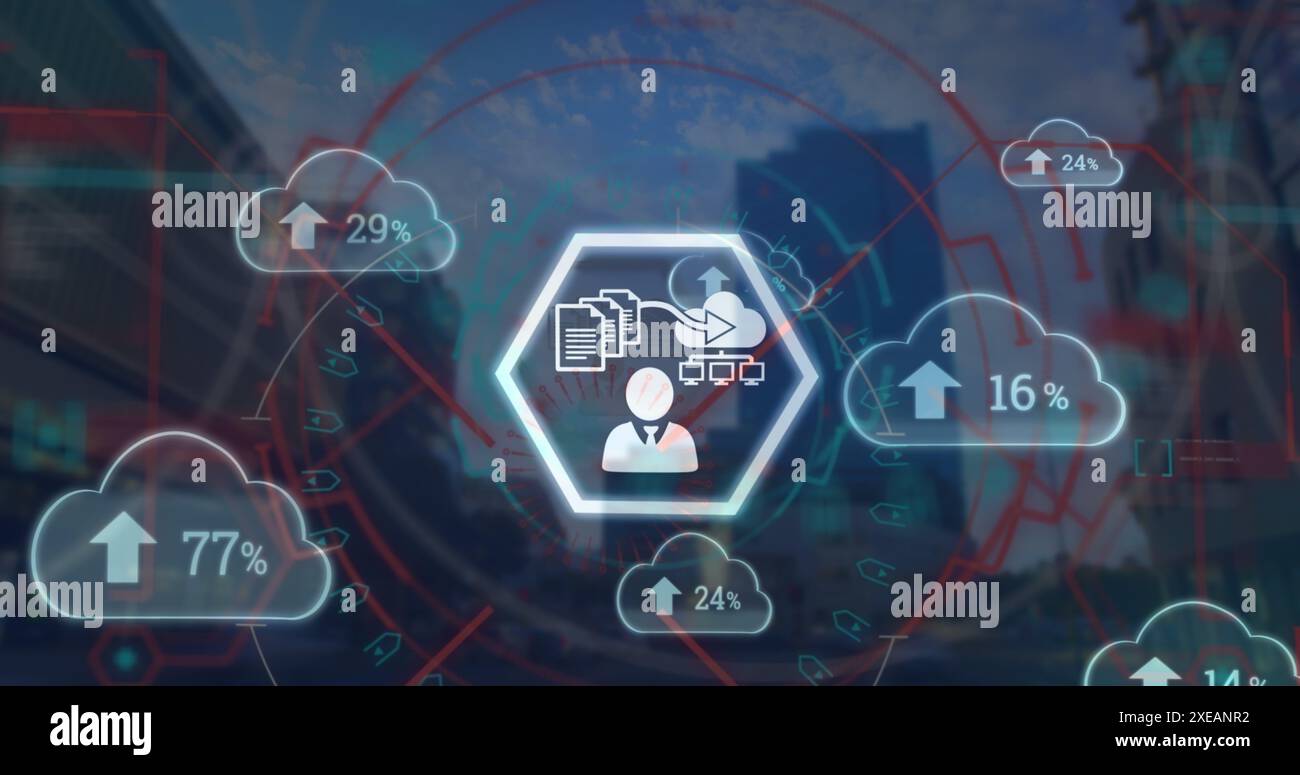 Bild der Datenverarbeitung mit Symbolen über hohen Gebäuden Stockfoto