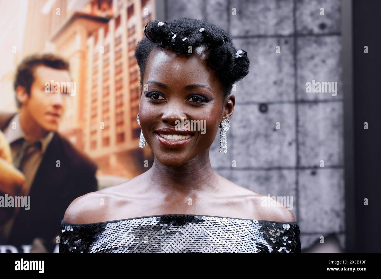 New York, Usa. Juni 2024. Lupita Nyong'o kommt am Mittwoch, 26. Juni 2024 in New York City auf dem roten Teppich bei Paramount's „A Quiet Place: Day One“ Premiere im AMC Lincoln Square Theater an. Foto: John Angelillo/UPI Credit: UPI/Alamy Live News Stockfoto