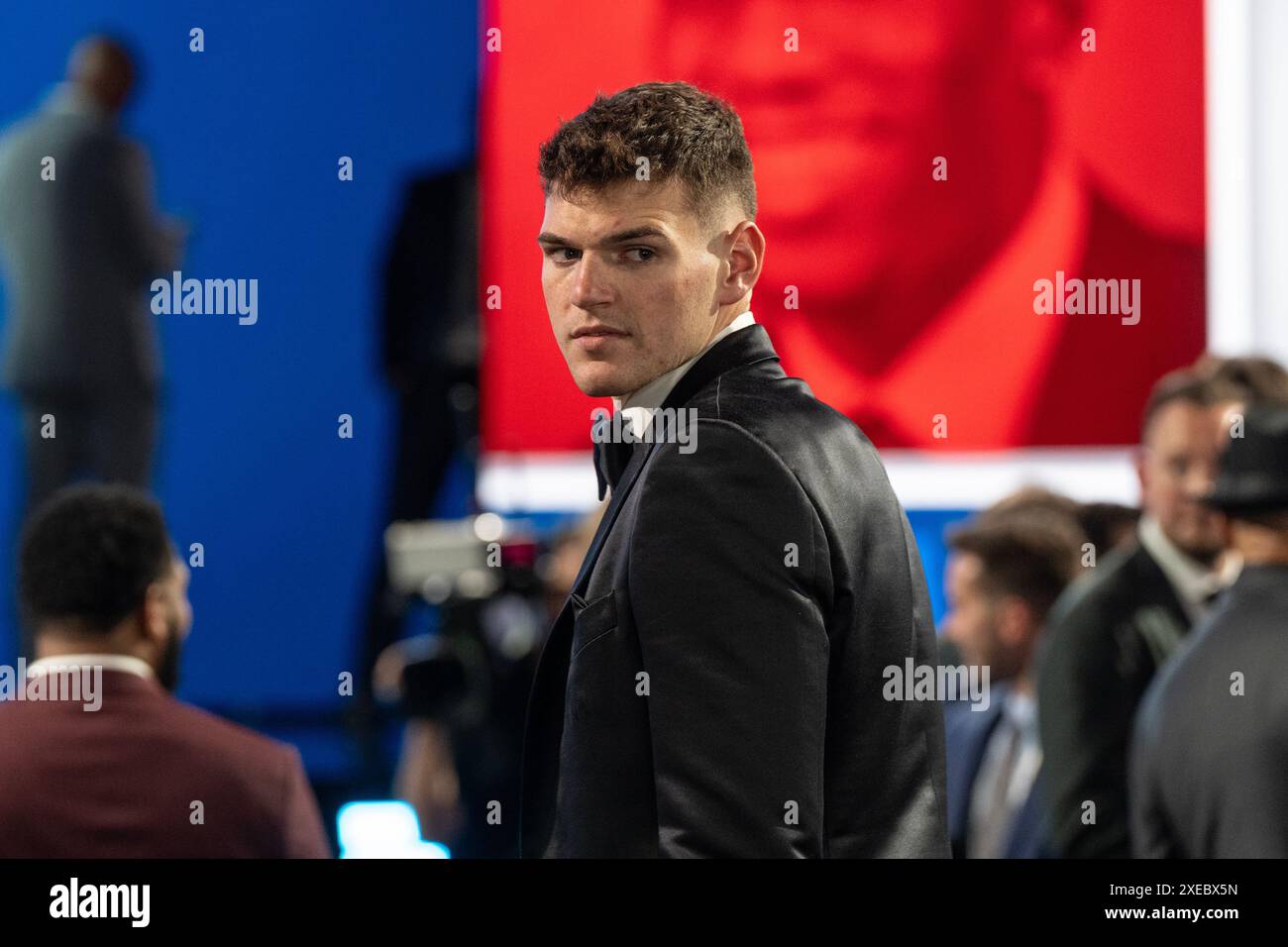 Donovan Clingan wird vor der ersten Runde des NBA Draft 2024 am 26. Juni 2024 im Barclays Center in Brooklyn, New York, gesehen. Stockfoto