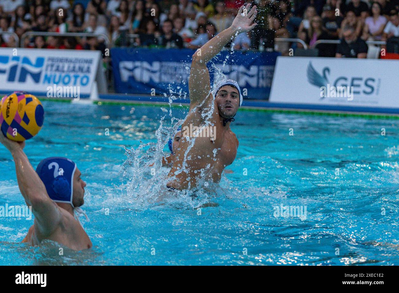 Giacomo Cannella (Italien) während des Testspiels der Herren – Italien gegen Rumänien, internationales Wasserpolo-Spiel in Florenz, Italien, 26. Juni 2024 Stockfoto