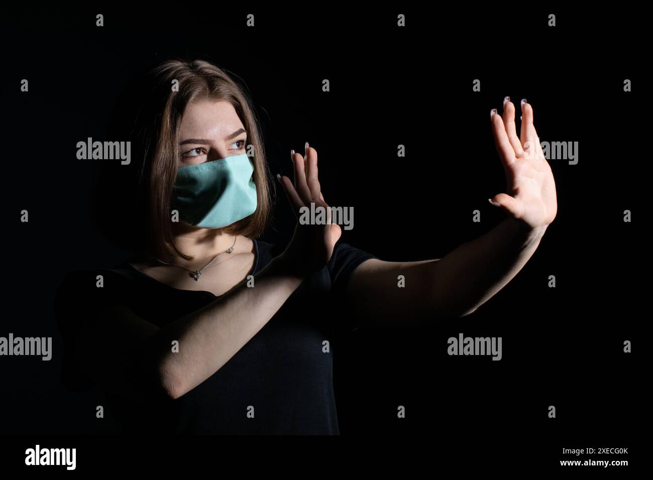 Professionelle Gesichtsmaske für Menschen mit erhöhtem Infektionsrisiko. Stockfoto