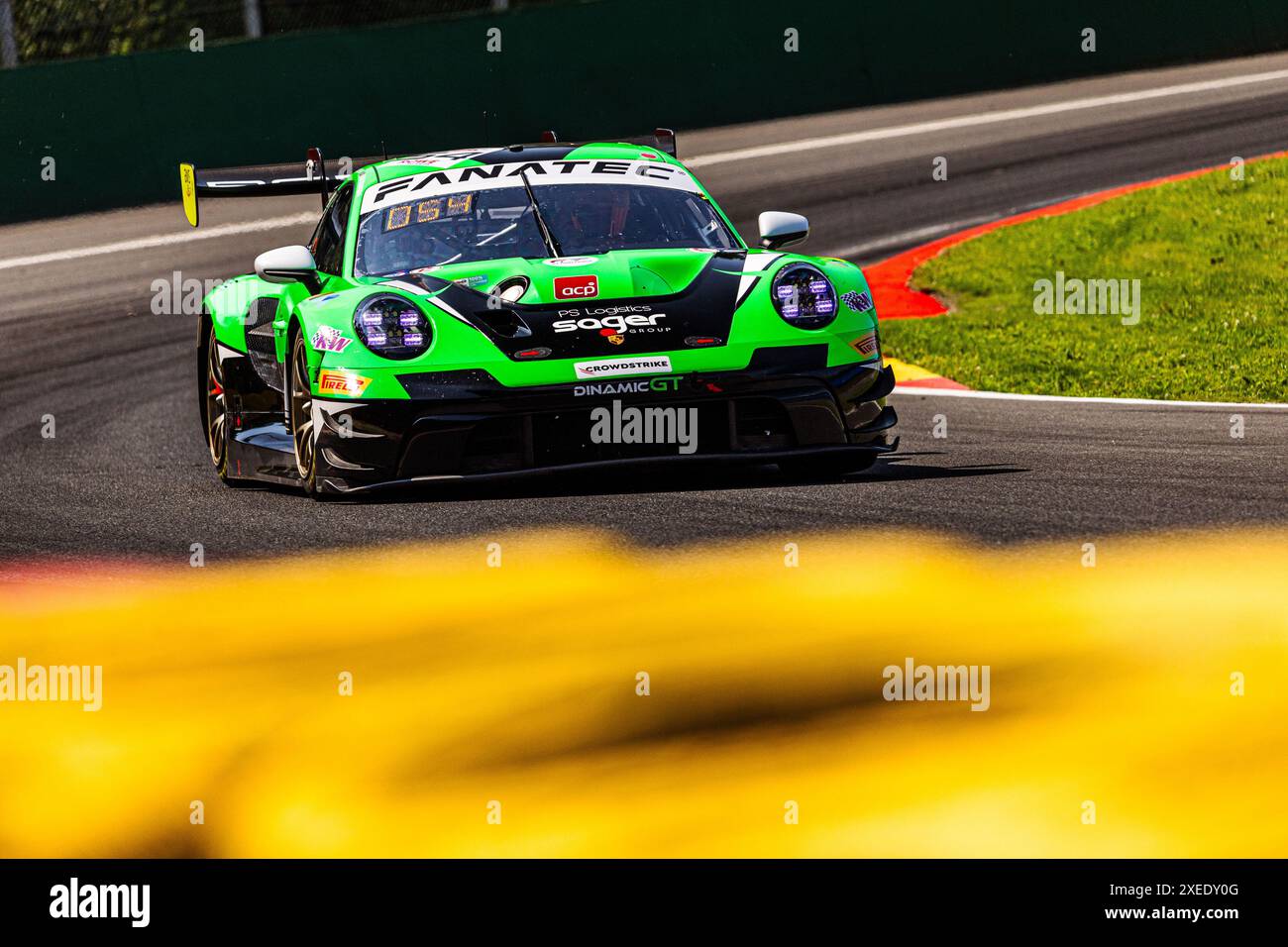 Stavelot, Belgique. Juni 2024. 54 SAGER Philipp (AUT), DIENST Marvin (deu), MOURA DE OLIVEIRA (PRT), ZOCHLING Christopher (deu), Porsche 911 GT3 R, Aktion während des CrowdStrike 24 Stunden von Spa 2024, 2. Rennen des GT World Challenge Europe Endurance Cup 2024, 26. Bis 30. Juni 2024 auf dem Circuit de Spa-Francorchamps, in Stavelot, Belgien - Foto Damien Saulnier/DPPI Credit: DPPI Media/Alamy Live News Stockfoto