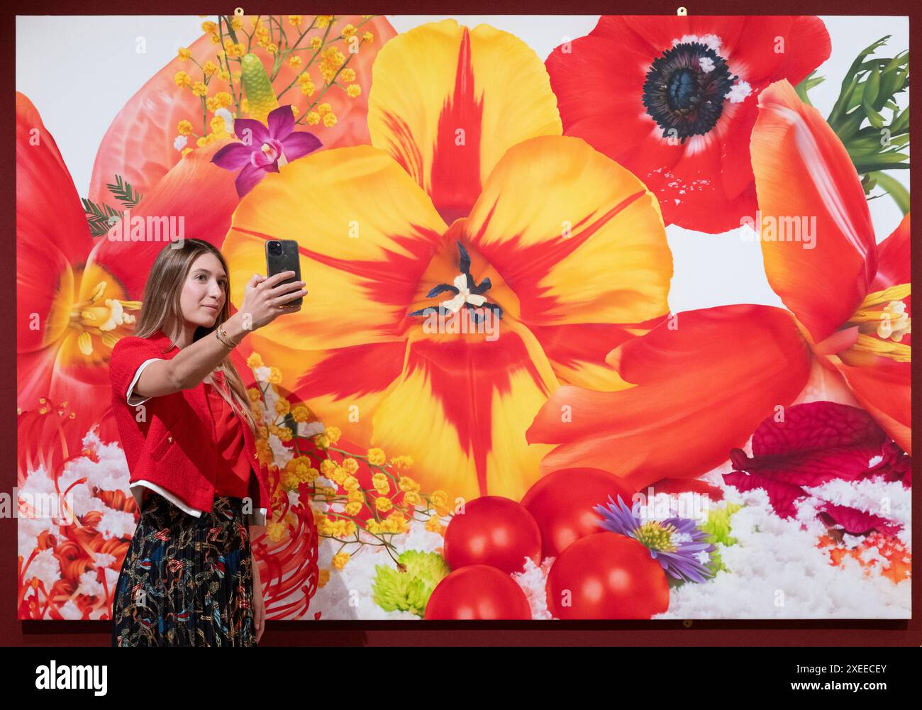 Royal Hospital Chelsea, London, Großbritannien. Juni 2024. Die Treasure House Fair, Londons Flaggschiff-Sommermesse, kehrt vom 27. Juni bis 2. Juli zur zweiten Ausgabe zurück. Die Messe vereint 70 führende Galerien und bietet über 20 Sammlungskategorien aus den Bereichen Kunst, Möbel, Antiquitäten und Schmuck. Zu den Höhepunkten zählen: Marc Quinn, Untitled, 2010. Maison D'Art, Monaco. Quelle: Malcolm Park/Alamy Live News Stockfoto