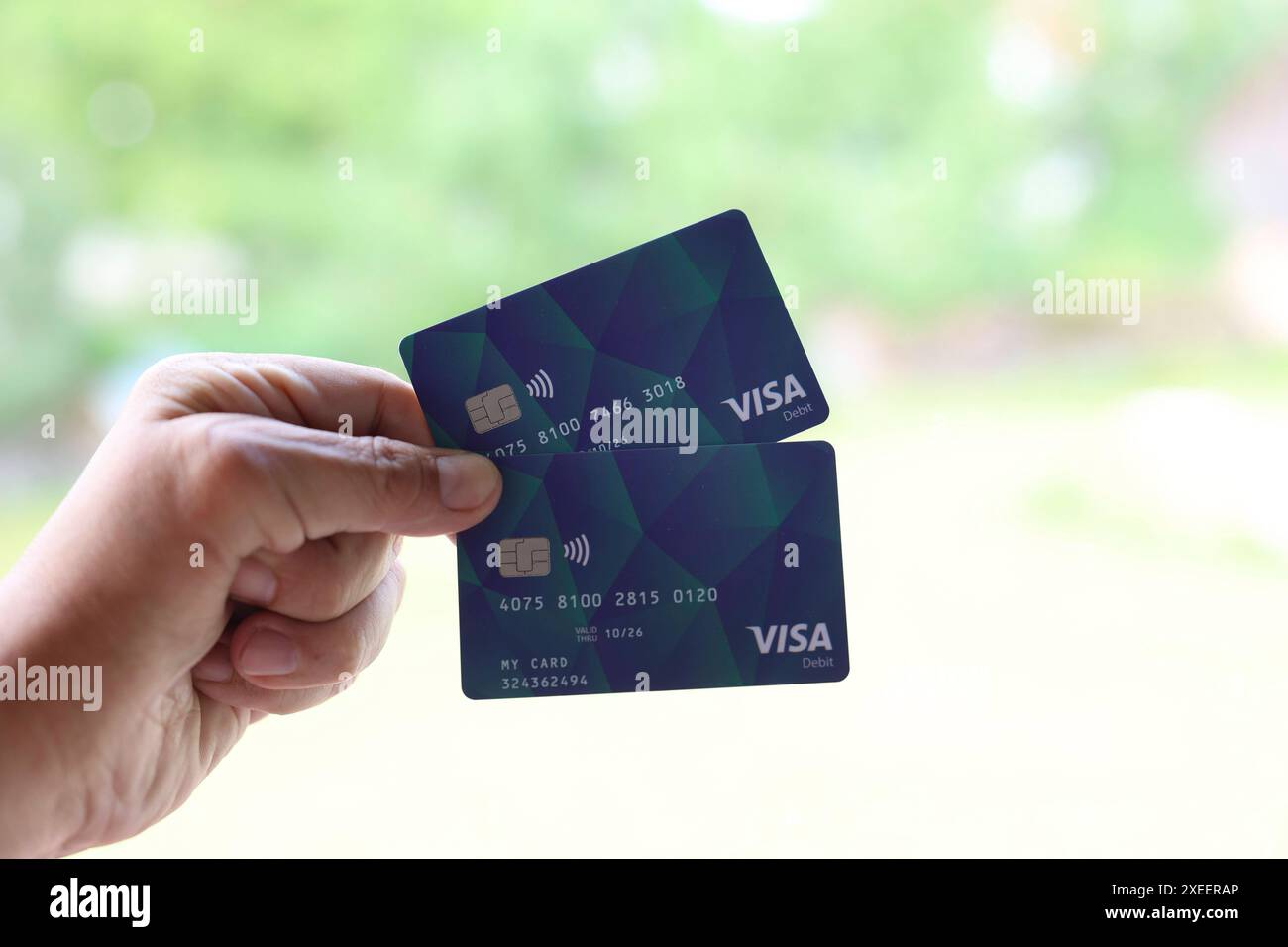 27.06.24, Handenberg, AUT, unterwegs in Oberösterreich, Themenbild, Symbolbild, Verschiedene Themenbilder, Sachleistungskarte, Asylwerber, im Bild im Linzer Landhaus wurde heute die neue Sachleistungskarte für Asylwerber/innen präsentiert. Teilnehmer der Pressekonferenz waren Landeshauptmann mag. Thomas Stelzer, Integrations-Landesrat Dr. Wolfgang Hattmannsdorfer und Dr. Walter Aichinger, Präsident des OÖ. Rote Kreuzes . Die Karte erleichtert die Verteilung notwendiger Güter und unterstützt die lokale Wirtschaft. Diese Karte stellt einen wichtigen Schritt zur transparenten Unterstützung der AS Stockfoto