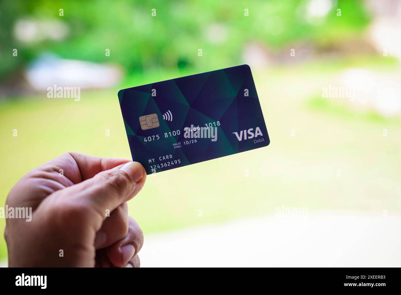 27.06.24, Handenberg, AUT, unterwegs in Oberösterreich, Themenbild, Symbolbild, Verschiedene Themenbilder, Sachleistungskarte, Asylwerber, im Bild im Linzer Landhaus wurde heute die neue Sachleistungskarte für Asylwerber/innen präsentiert. Teilnehmer der Pressekonferenz waren Landeshauptmann mag. Thomas Stelzer, Integrations-Landesrat Dr. Wolfgang Hattmannsdorfer und Dr. Walter Aichinger, Präsident des OÖ. Rote Kreuzes . Die Karte erleichtert die Verteilung notwendiger Güter und unterstützt die lokale Wirtschaft. Diese Karte stellt einen wichtigen Schritt zur transparenten Unterstützung der AS Stockfoto