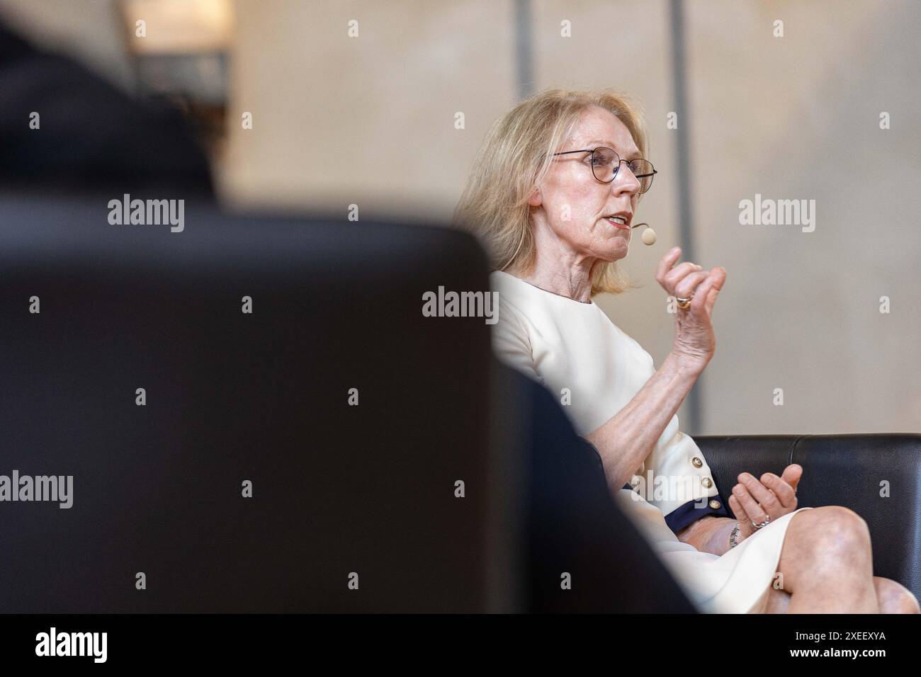 München, Deutschland. Juni 2024. Annette Niederfranke bei der ifo Jahresversammlung zum 75. Jahrestag der Gründung des ifo Instituts am 27. Juni 2024 an der Universität München. (Foto: Alexander Pohl/SIPA USA) Credit: SIPA USA/Alamy Live News Stockfoto