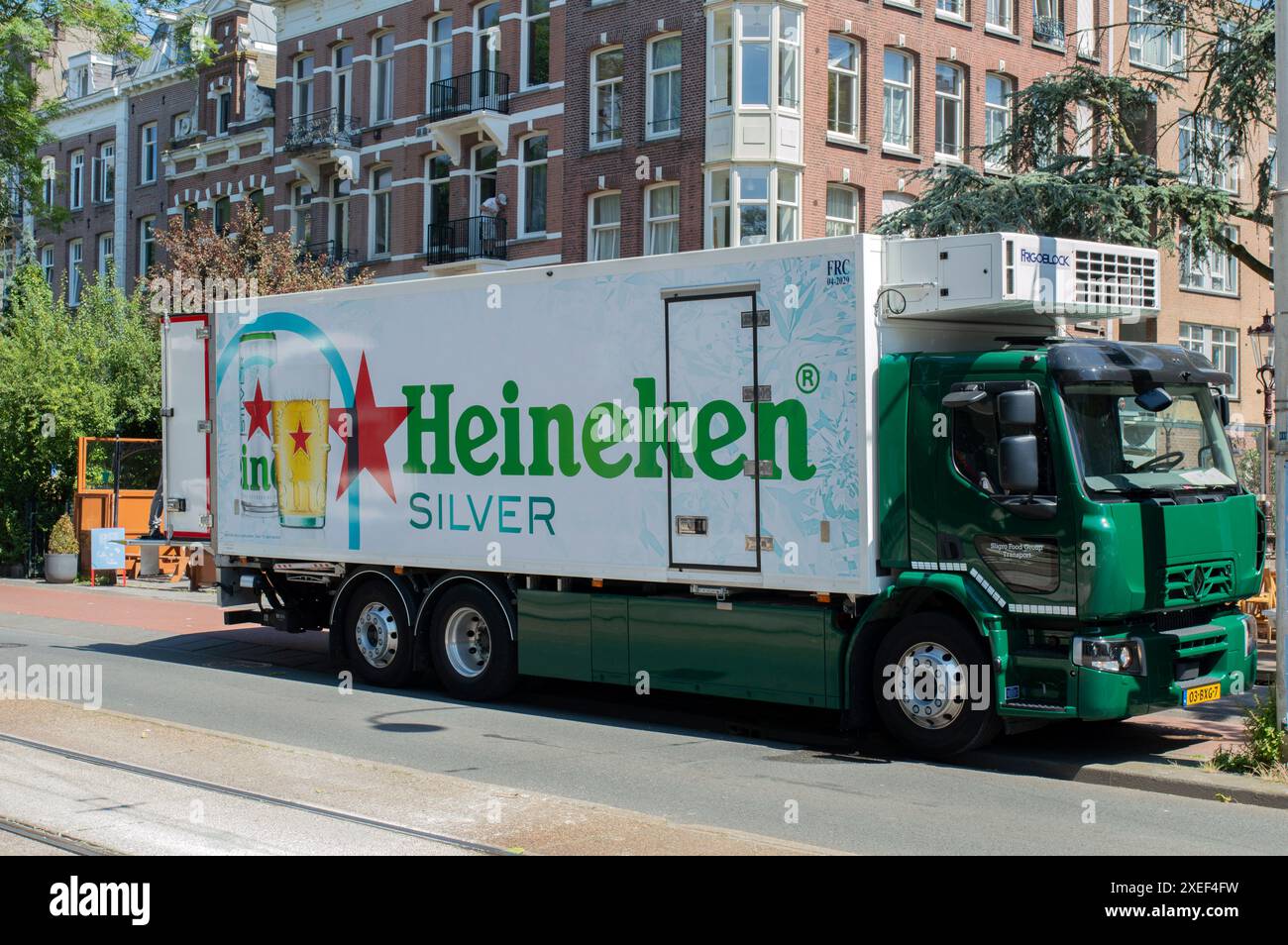 Heineken Silver Company Truck in Amsterdam, niederlande 27-6-2024 Stockfoto