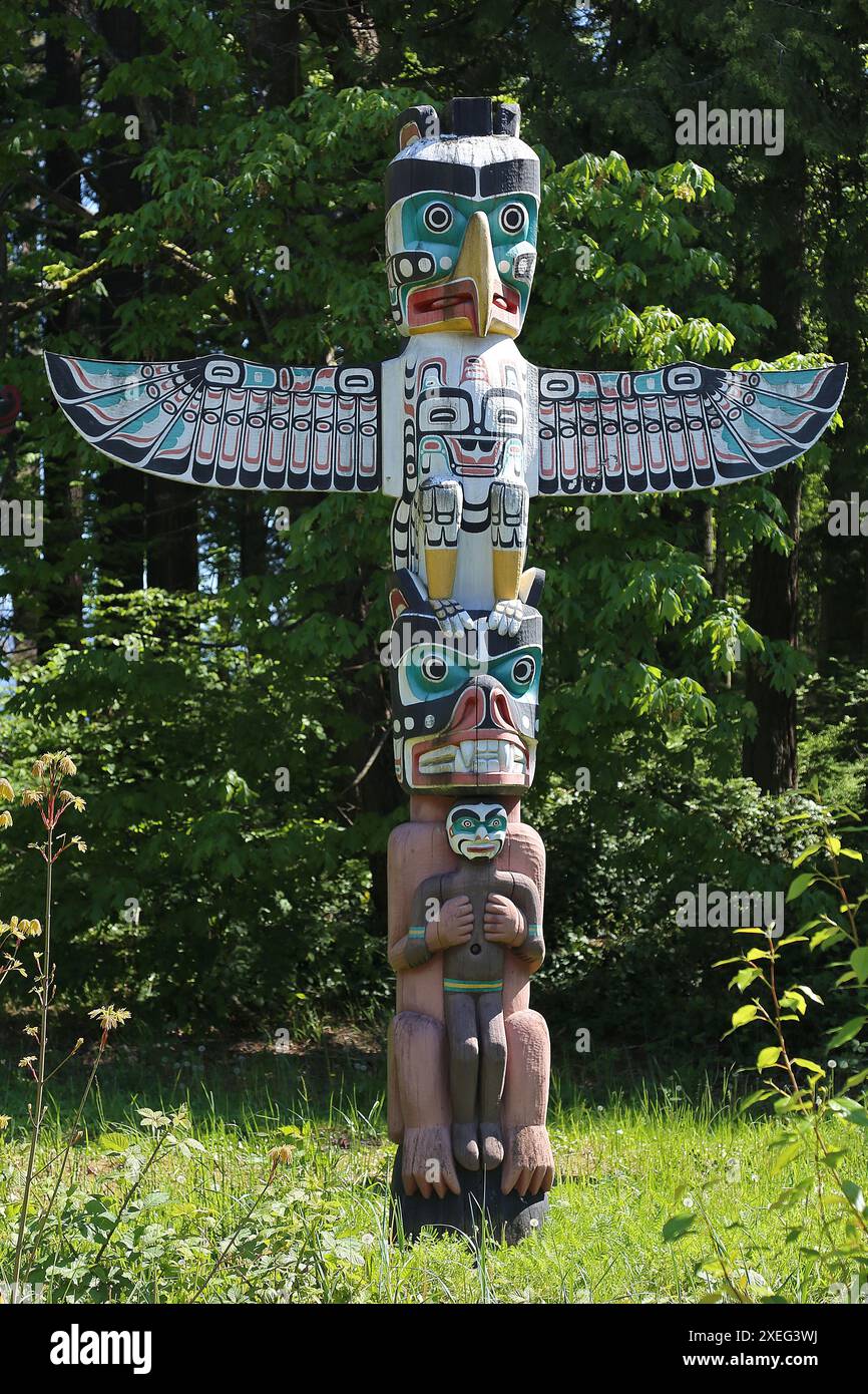 Thunderbird House Post (Replik, Tony Hunt, 1987), Brockton Point, Stanley Park, Vancouver, British Columbia, Kanada, Nordamerika Stockfoto