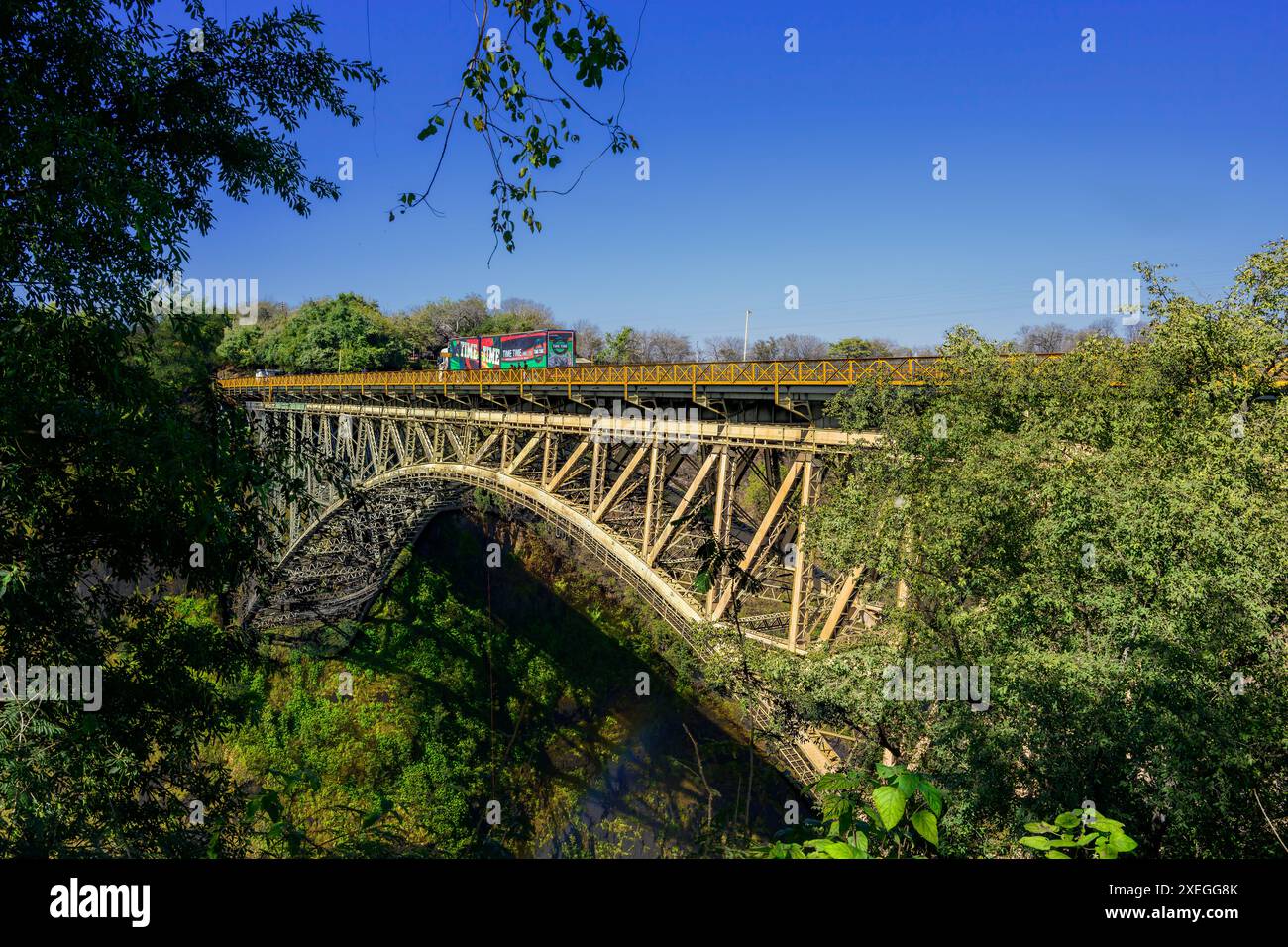 Victoria Falls Railway Bridge an der Grenze zwischen Sambia und Simbabwe Stockfoto