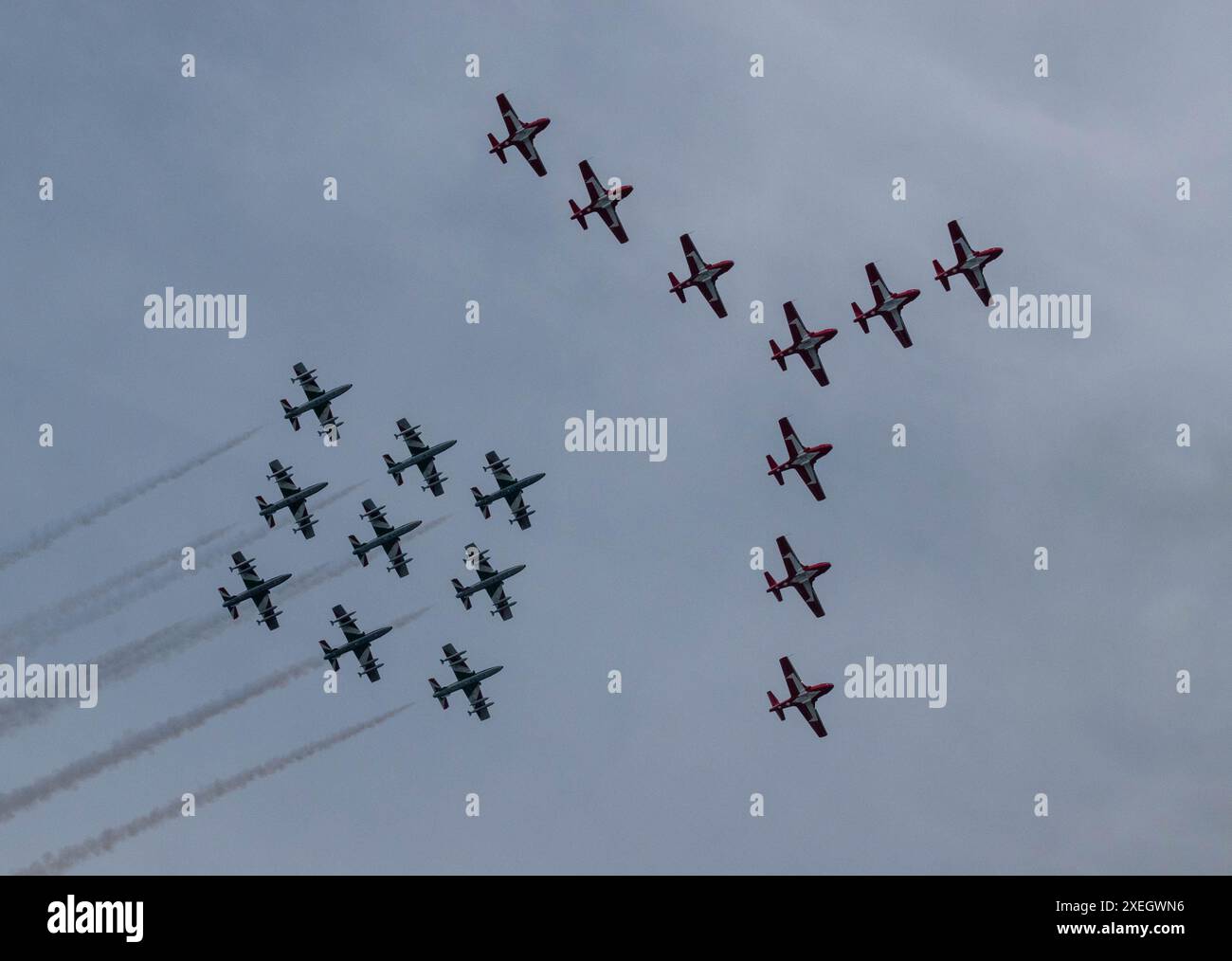 Frecce Tricolori, 313th Acrobatic Training Group, National Aerobatic Team (PAN) und die Royal Canadian Air Force Snowbirds. Stockfoto