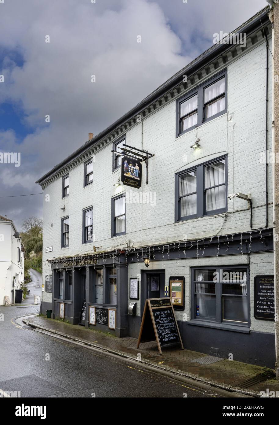 The Devon and Cornwall Inn - Public House - West Street, Millbrook, Torpoint, Cornwall, England, UK Stockfoto