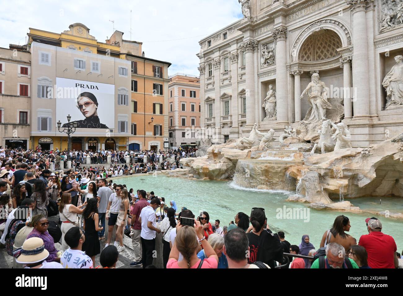 Eurore, Italien, Rome fontana di trevi und kolosseum Stockfoto