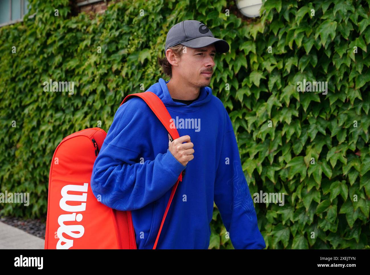 Alex de Minaur im All England Lawn Tennis and Croquet Club in London vor den Wimbledon Championships, die am 1. Juli beginnen. Bilddatum: Freitag, 28. Juni 2024. Stockfoto
