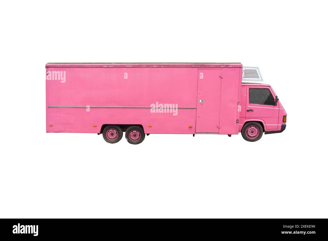 Pink Delivery Truck isoliert auf weiß Stockfoto