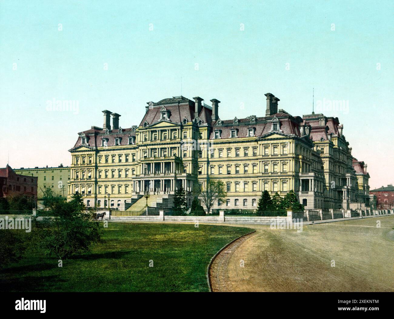 Eisenhower Executive Office Building (EEOB), früher bekannt als Old Executive Office Building (OEOB) und ursprünglich bekannt als State, war, and Navy Building, Washington, 1890, historische, digital restaurierte Reproduktion nach einem Original aus dem 19. Jahrhundert / Eisenhower Executive Office Building (EEOB), früher als Old Executive Office Building (OEOB) und ursprünglich als State, war, and Navy Building (Washington, 1890) historische, digital restaurierte Reproduktion eines Originals aus dem 19. Jahrhundert Stockfoto